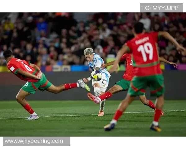 每体：巴萨计划与费兰续约至2029年，固定薪资不变但增加奖金