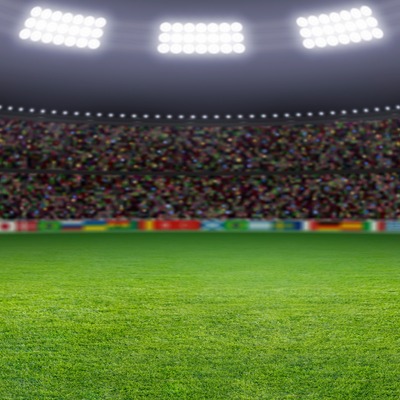 卡扎尔球衣都被踹裂了！卡兰加被红牌罚下(图)